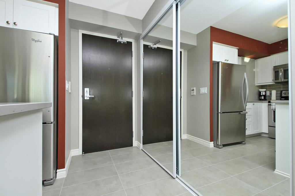 טורונטו Napa Furnished Suites At Cn Tower & Maple Leaf Square מראה חיצוני תמונה